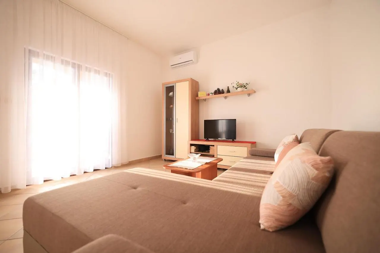 Apartments Ana Petrcane